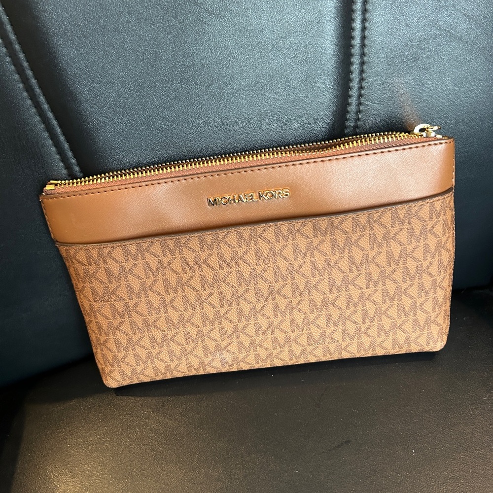 Michael Kors clutch